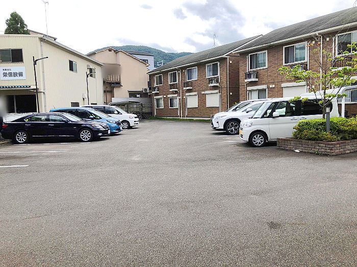 19/20 駐車場