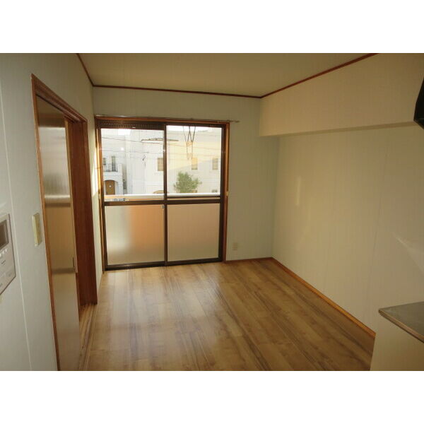 4/18 リビング/ダイニング