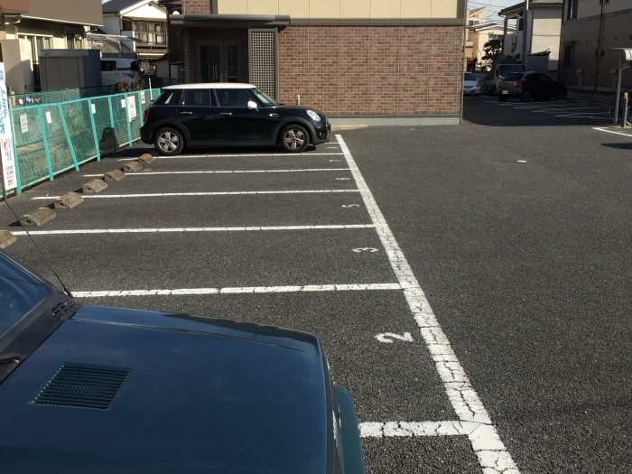 20/20 駐車場