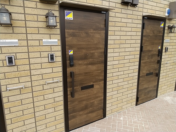 17/25 エントランス