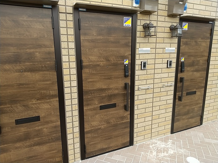 17/25 エントランス