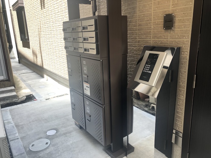 2/3 エントランス