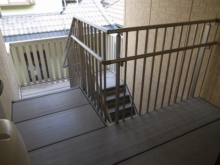 16/18 エントランス