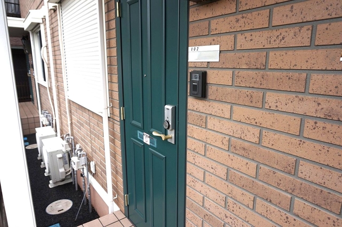 2/4 エントランス