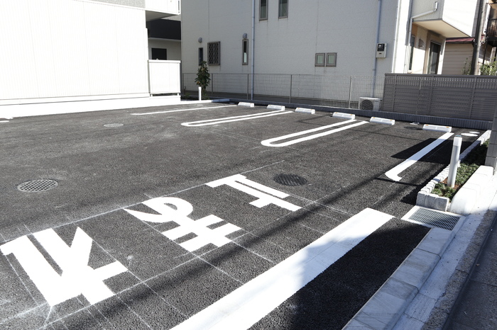 20/27 駐車場