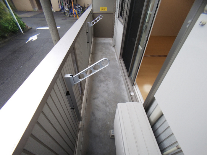 13/19 バルコニー