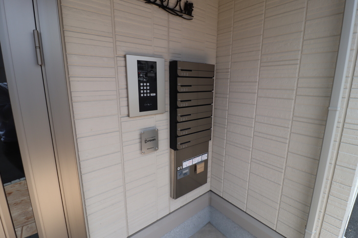 16/21 エントランス