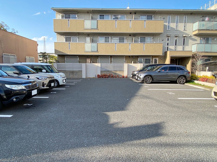 18/19 駐車場