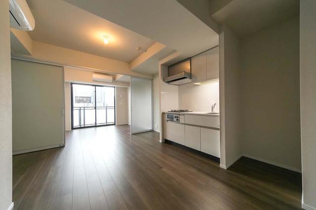 14/30 リビング/ダイニング