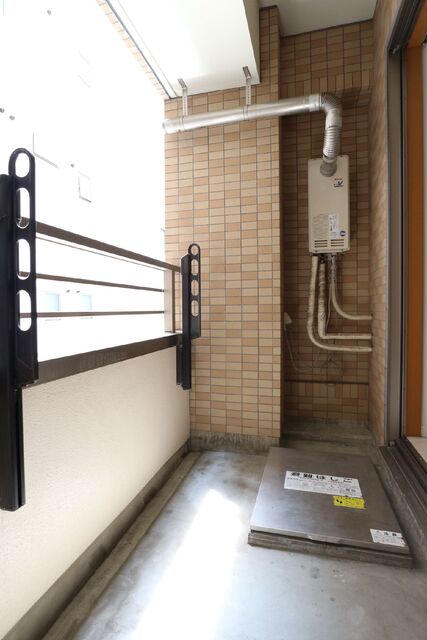 18/25 バルコニー