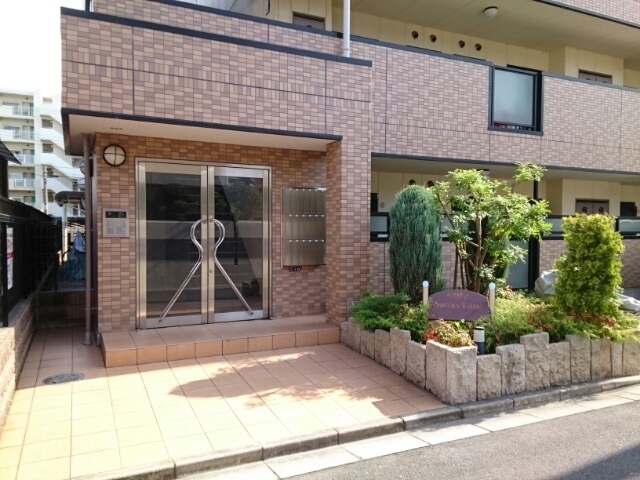 4/10 エントランス