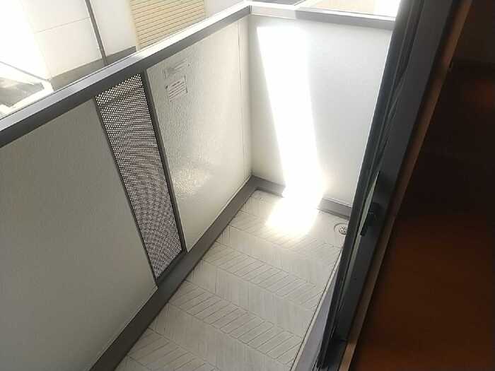 16/22 バルコニー