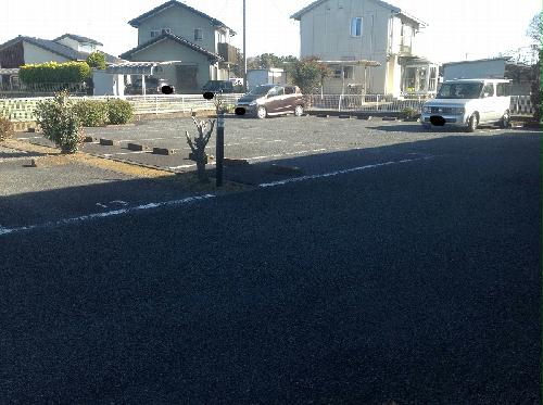 14/21 駐車場