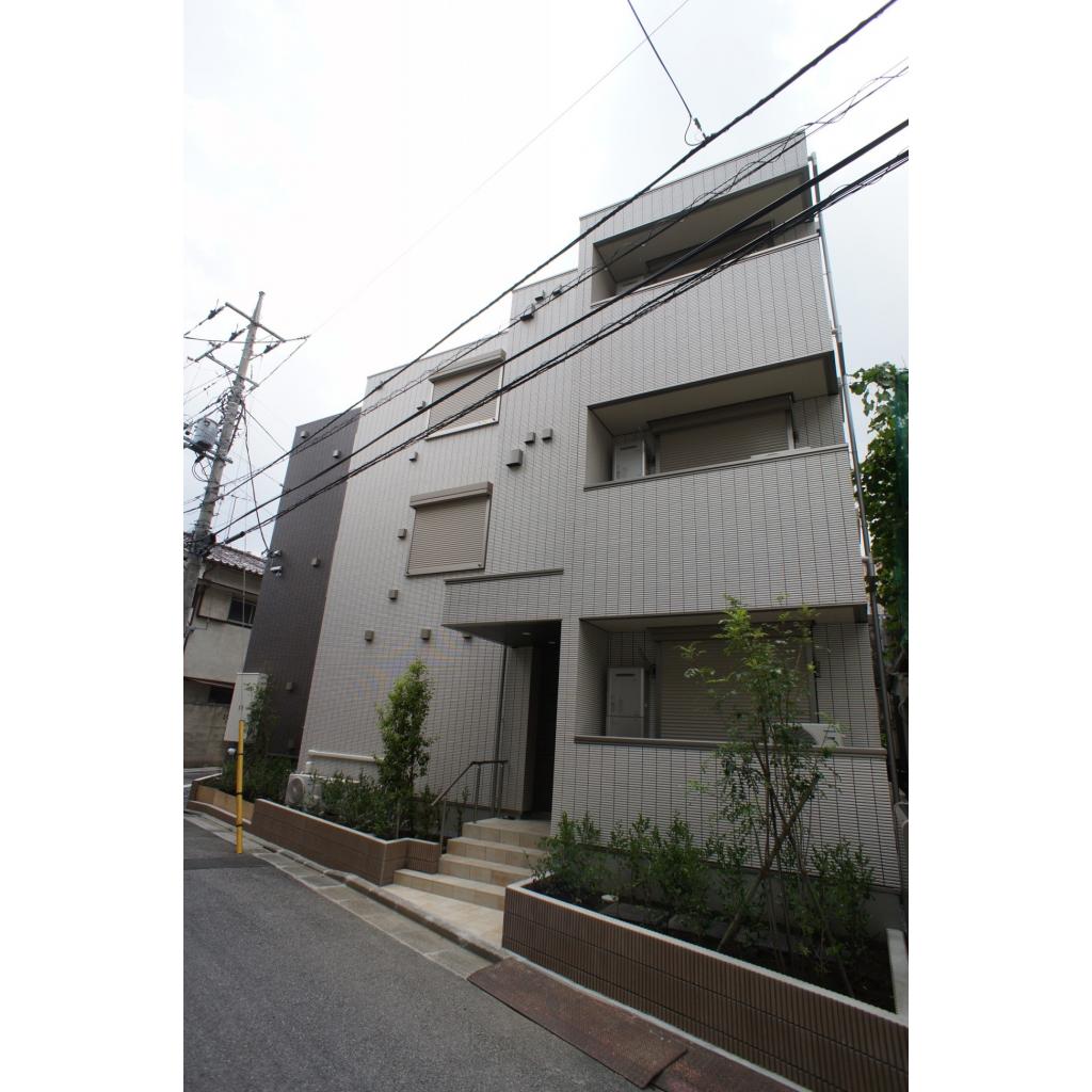 15/16 エントランス