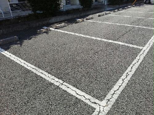 14/23 駐車場