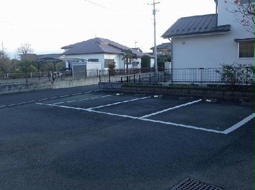 14/21 駐車場