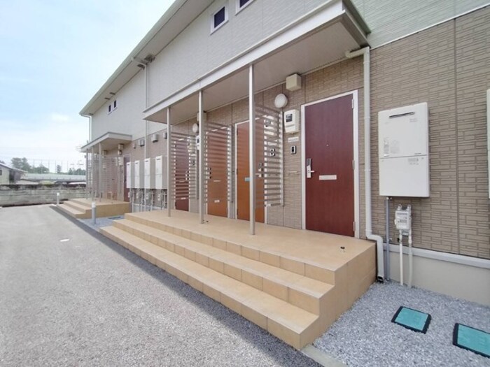 2/11 エントランス