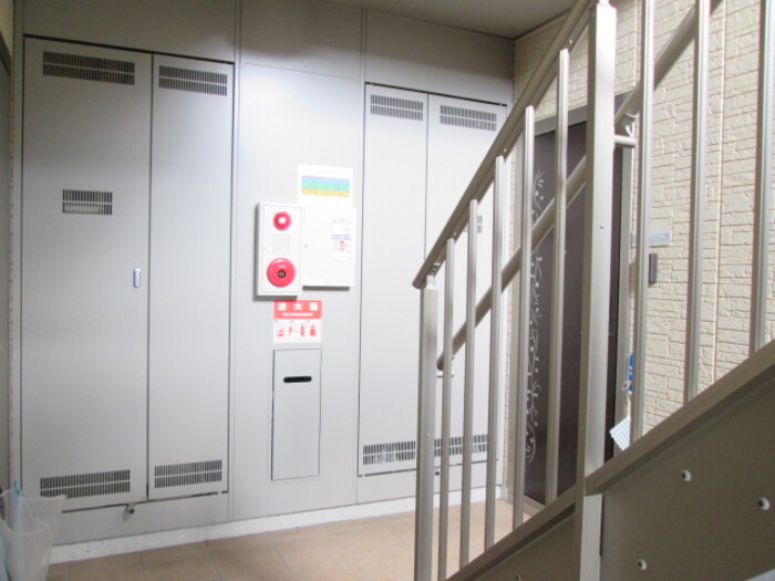 15/22 エントランス