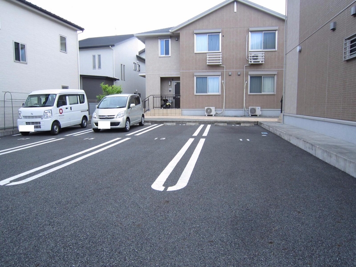 20/24 駐車場