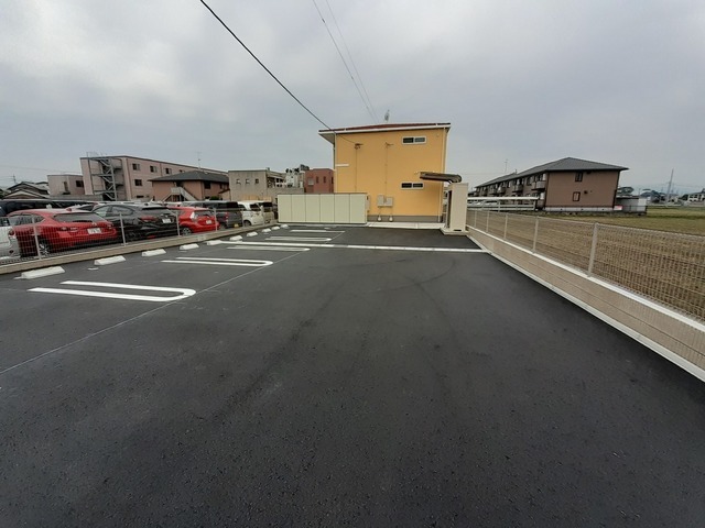 14/20 駐車場