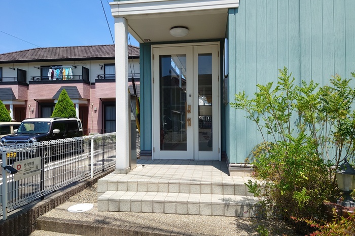 15/16 エントランス