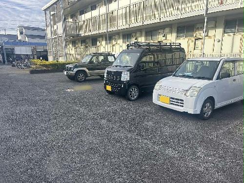 14/14 駐車場