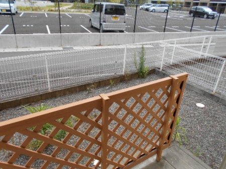 15/22 バルコニー