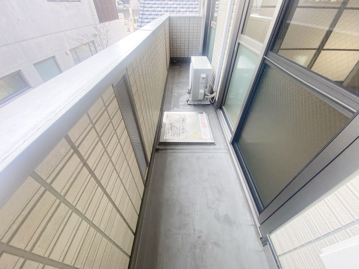 18/20 バルコニー