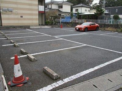 14/20 駐車場