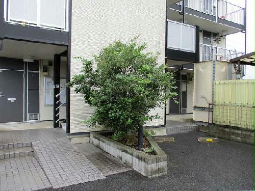 14/22 エントランス