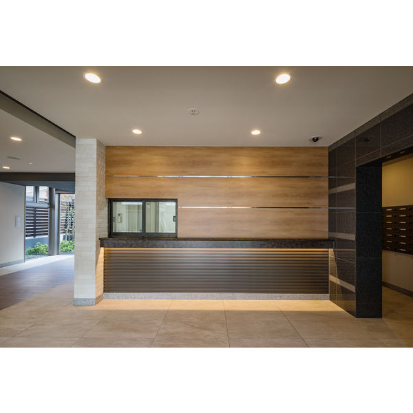 2/2 エントランス