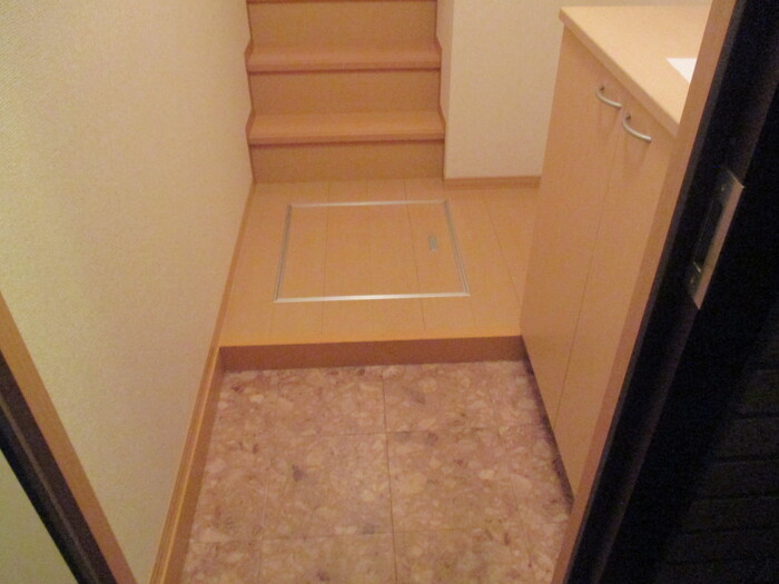 5/13 玄関