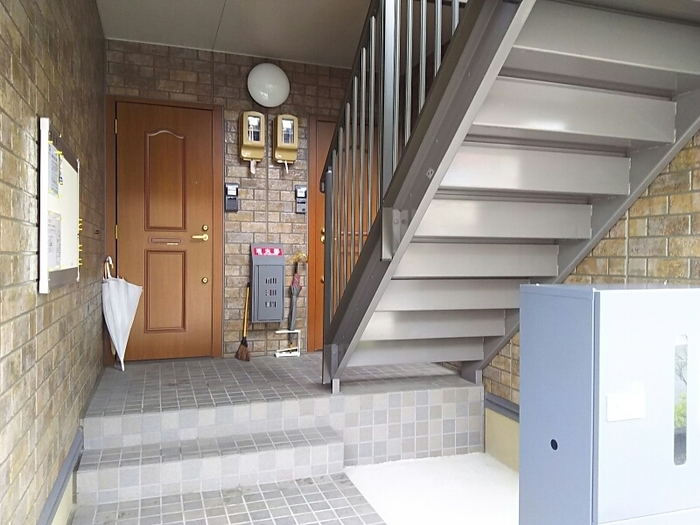 17/19 エントランス