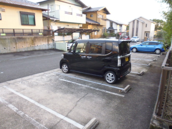 3/3 駐車場