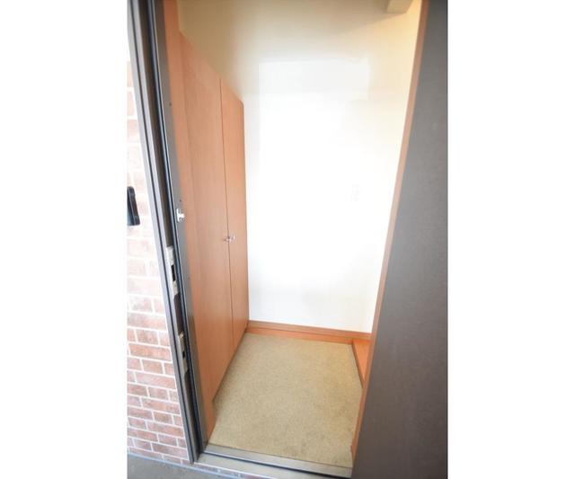 14/29 玄関