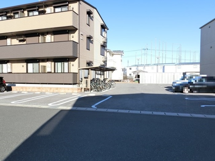 3/10 駐車場