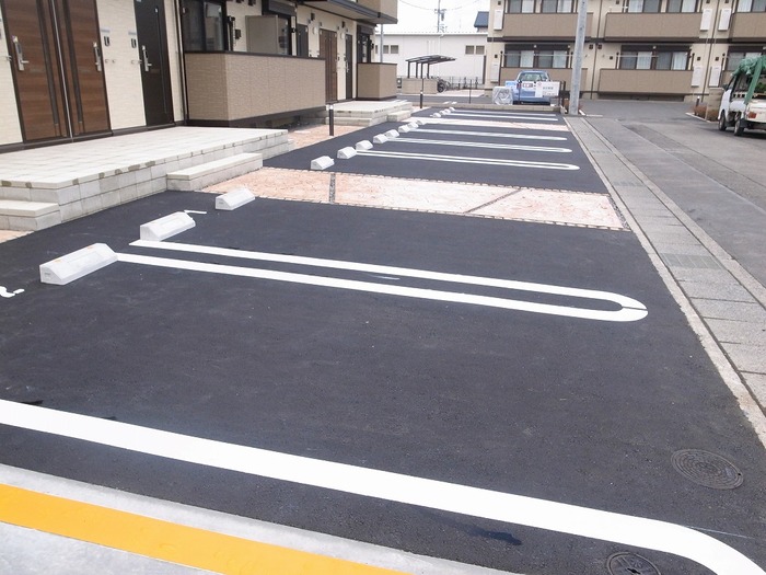 16/19 駐車場