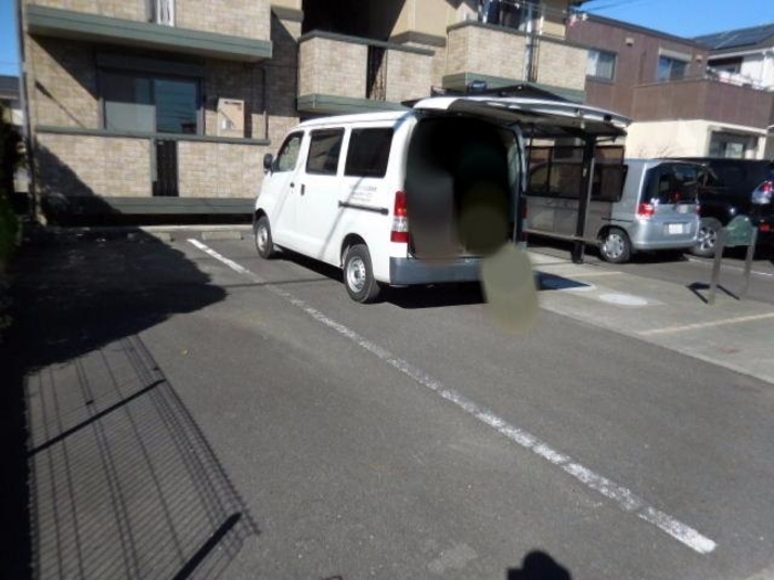 15/16 駐車場