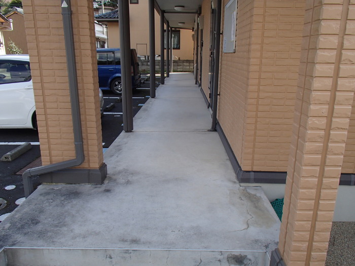 17/20 エントランス