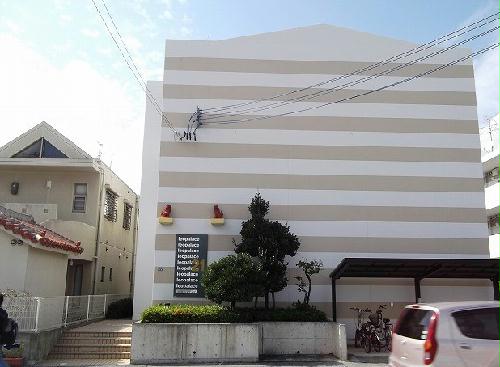 14/15 エントランス