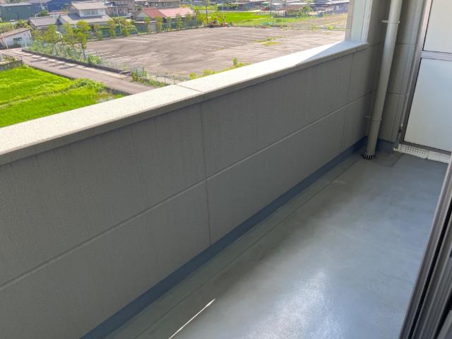 20/30 バルコニー