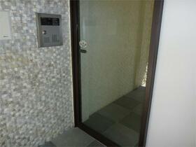 15/18 エントランス