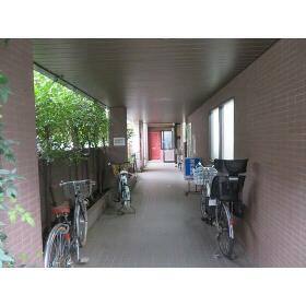 15/15 エントランス