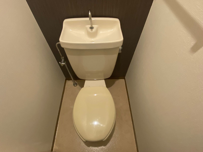 8/23 トイレ