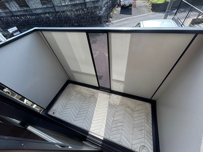 15/18 バルコニー