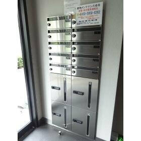 3/3 エントランス