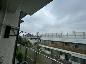 13/16 バルコニー