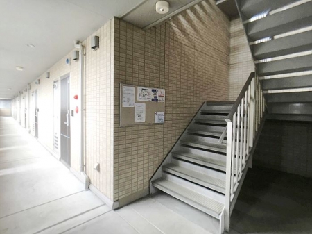 2/8 エントランス