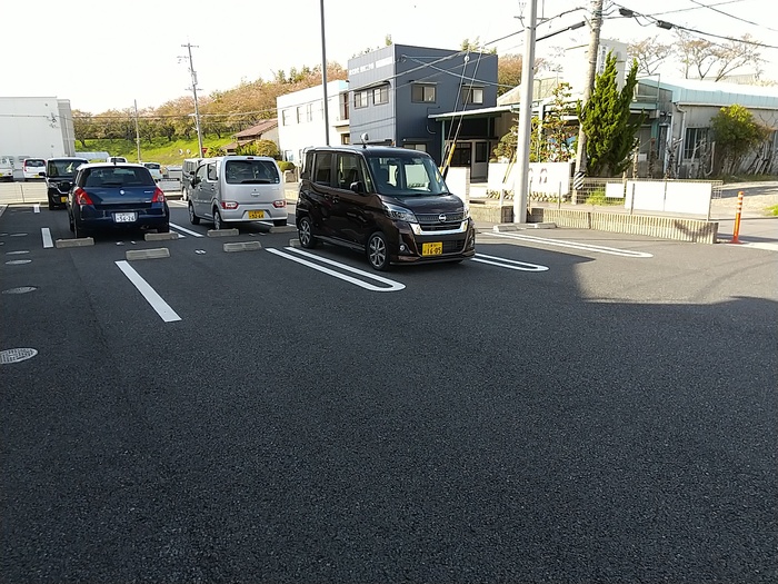 2/5 駐車場