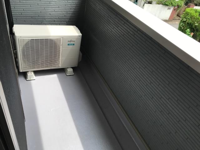 19/28 バルコニー